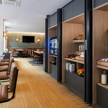 Aparthotel 37 Paris La Defense 3*