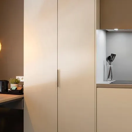 37 Paris La Defense 3* 库尔布瓦