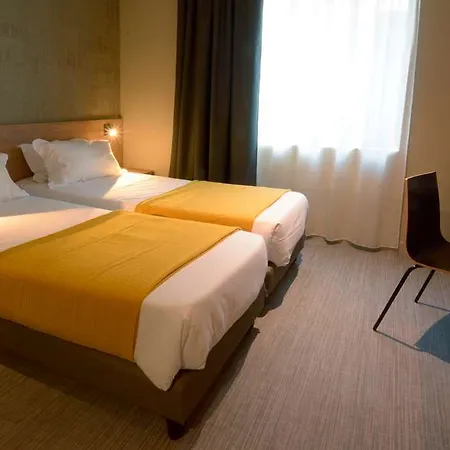 37 Paris La Defense Aparthotel Courbevoie