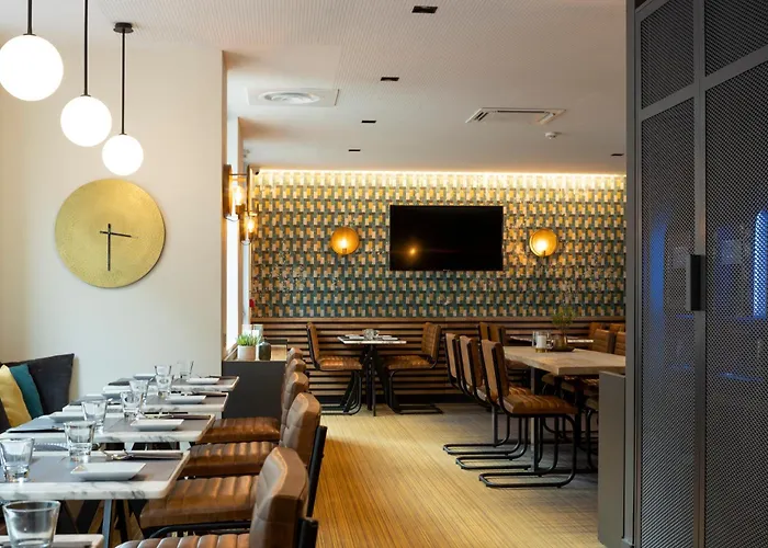 37 Paris La Defense 3* Courbevoie