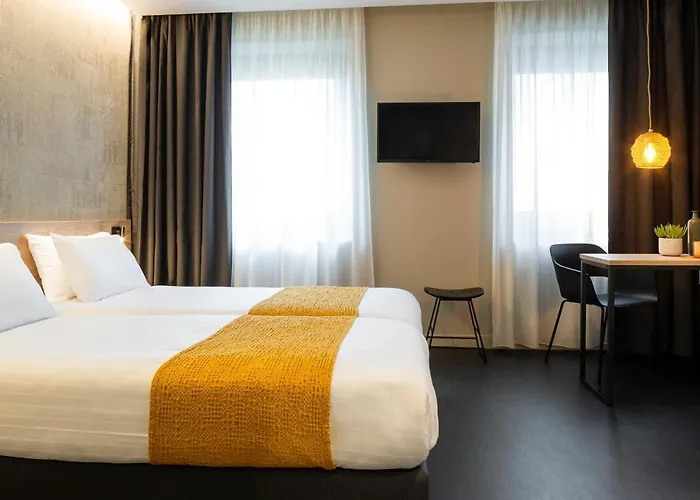 37 Paris La Defense Courbevoie