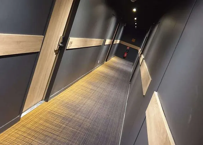 Aparthotel 37 Paris La Defense Courbevoie